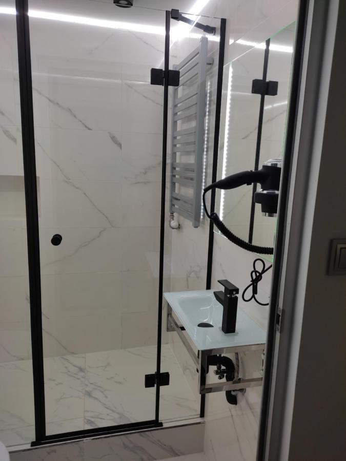 Jacuzzi Apartment Zen Krakkó Kültér fotó