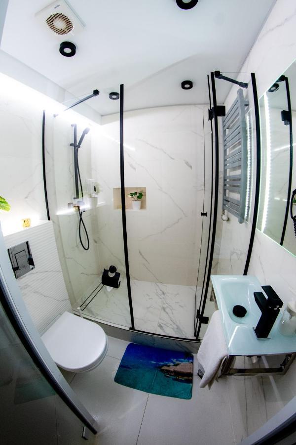 Jacuzzi Apartment Zen Krakkó Kültér fotó